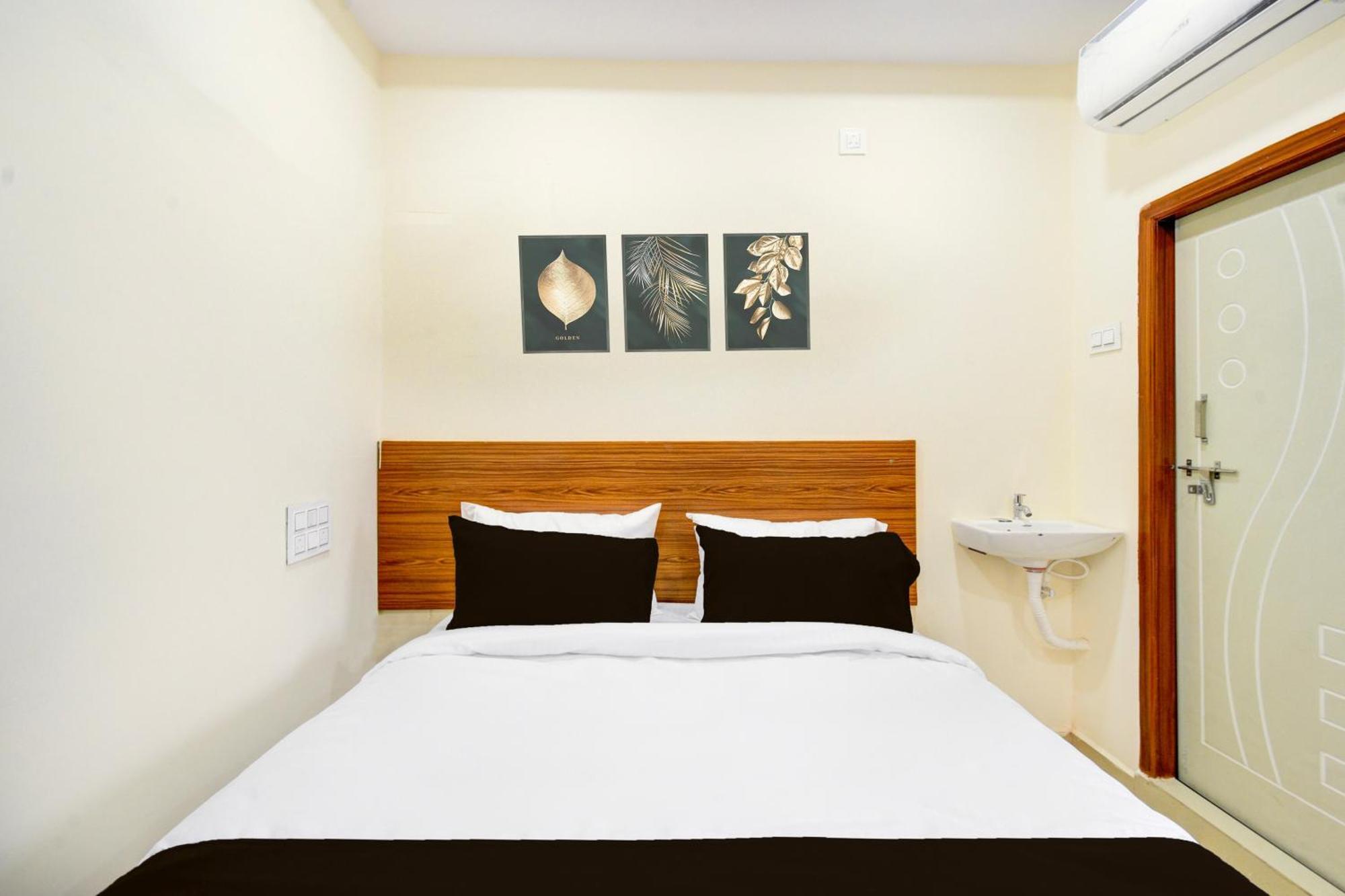 Hotel O D N Groups Sururnagar Bagian luar foto